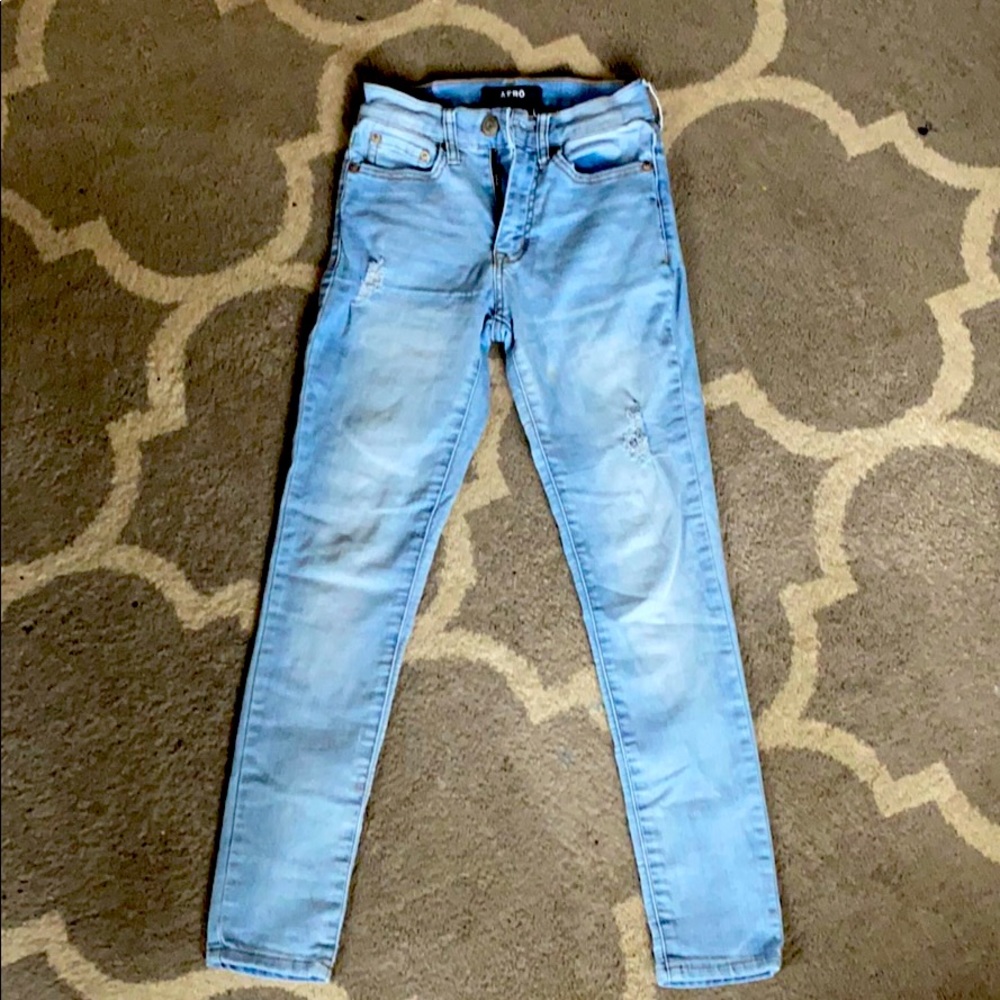 Jeans